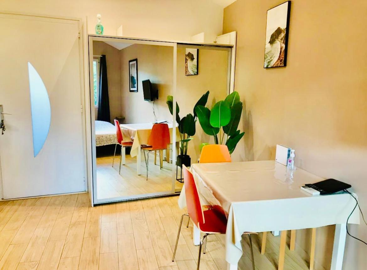 Le Logis De Rigoumel 1 Apartment Toulon Luaran gambar